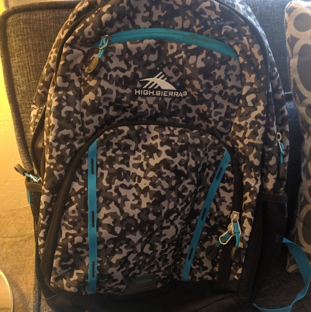 High Sierra Bagpack